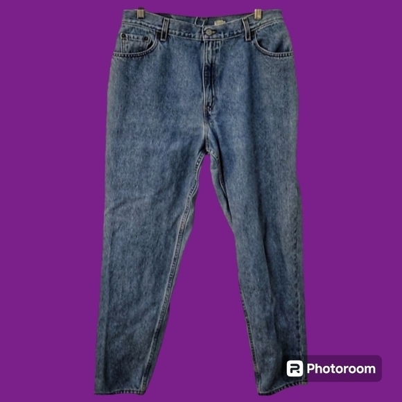 LEVI'S 550 Relaxed High Rise Tapered Leg Baddie Jeans - Picture 1 of 4